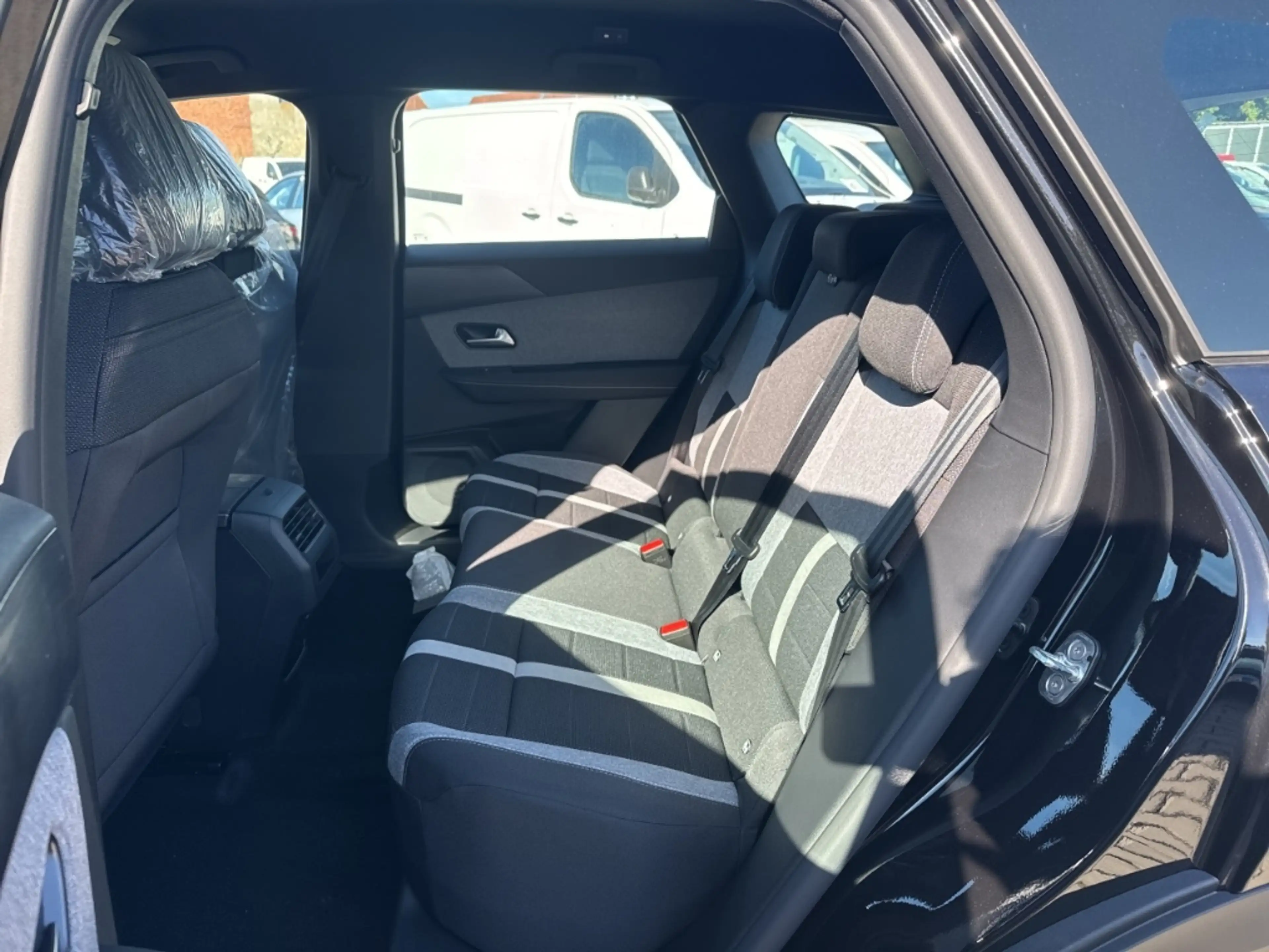 Opel Grandland Edition 48V Mild Hybrid LED Allwetterreifen Rückfa — photo 14