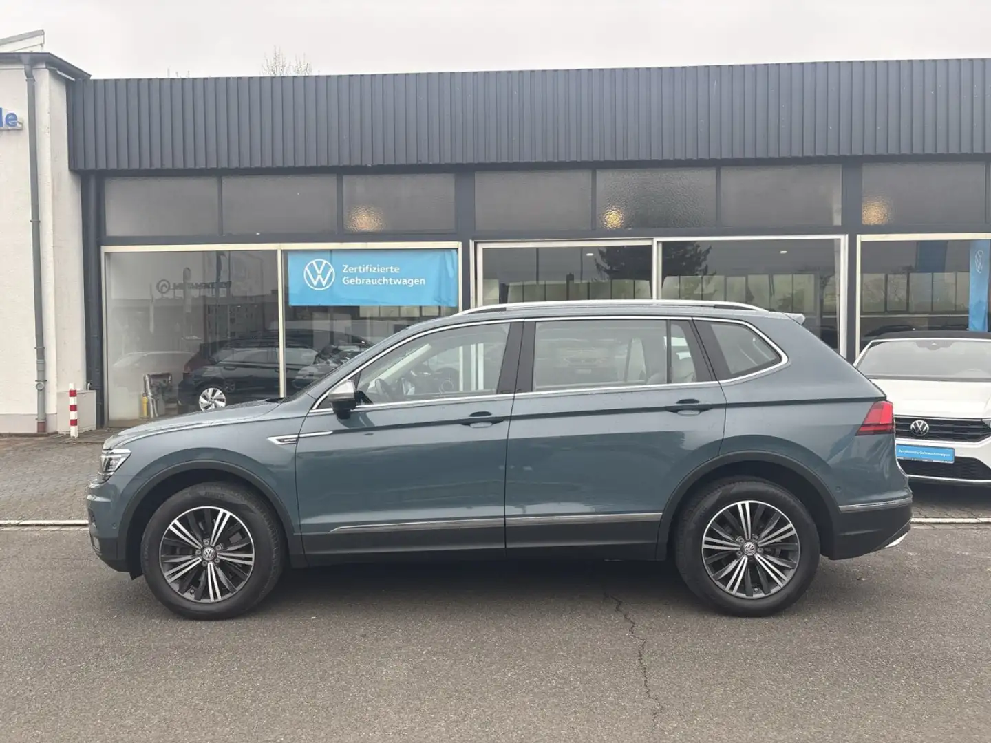 Volkswagen Tiguan Allspace 2.0 TDI 4M Highline/DYNAUD/360Cam/Standhzg Klima Azul - 2