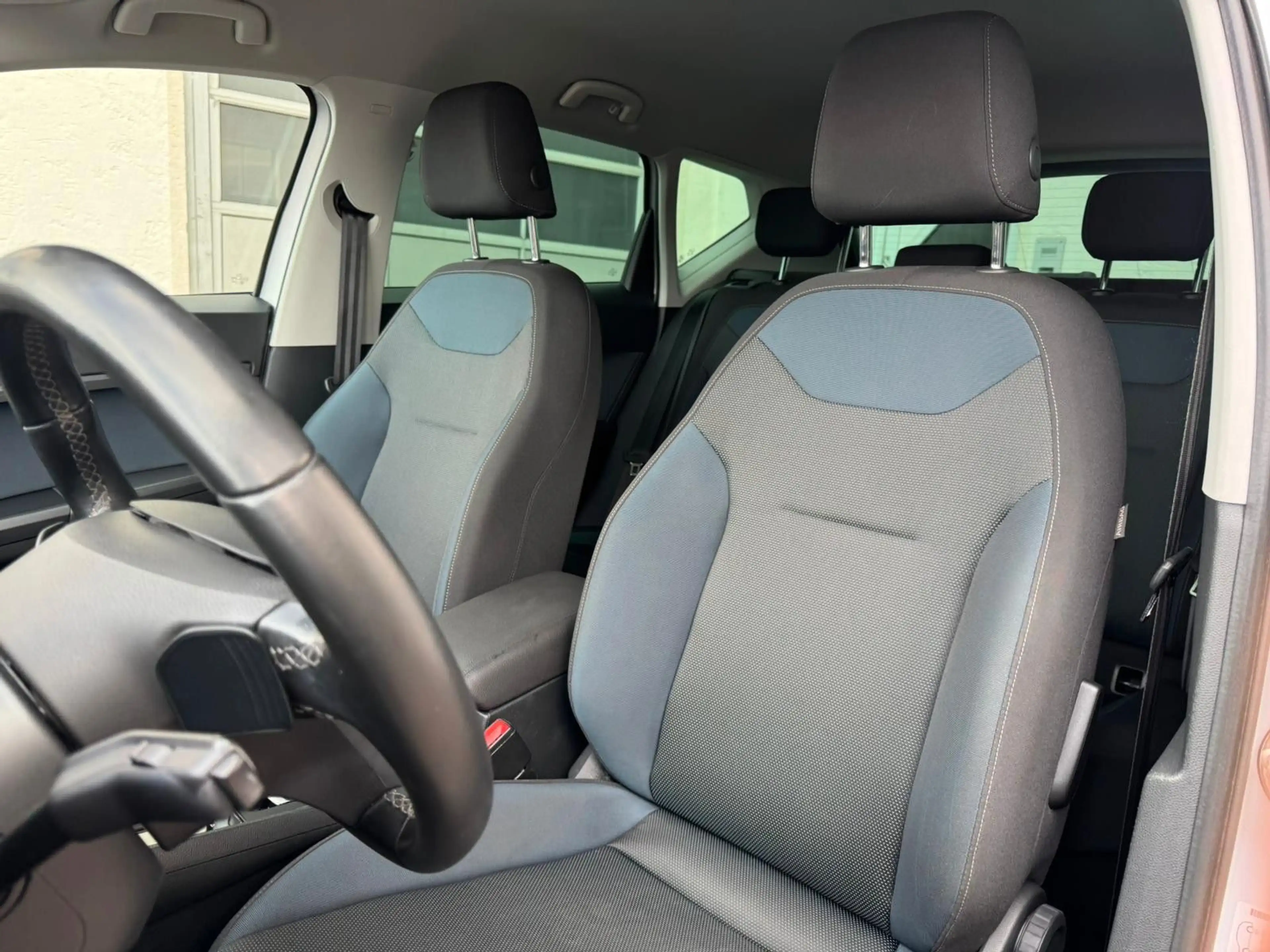 SEAT Ateca Style 1.4TSI DSG KEYLESS NAVI TEMPO LM17" — photo 11