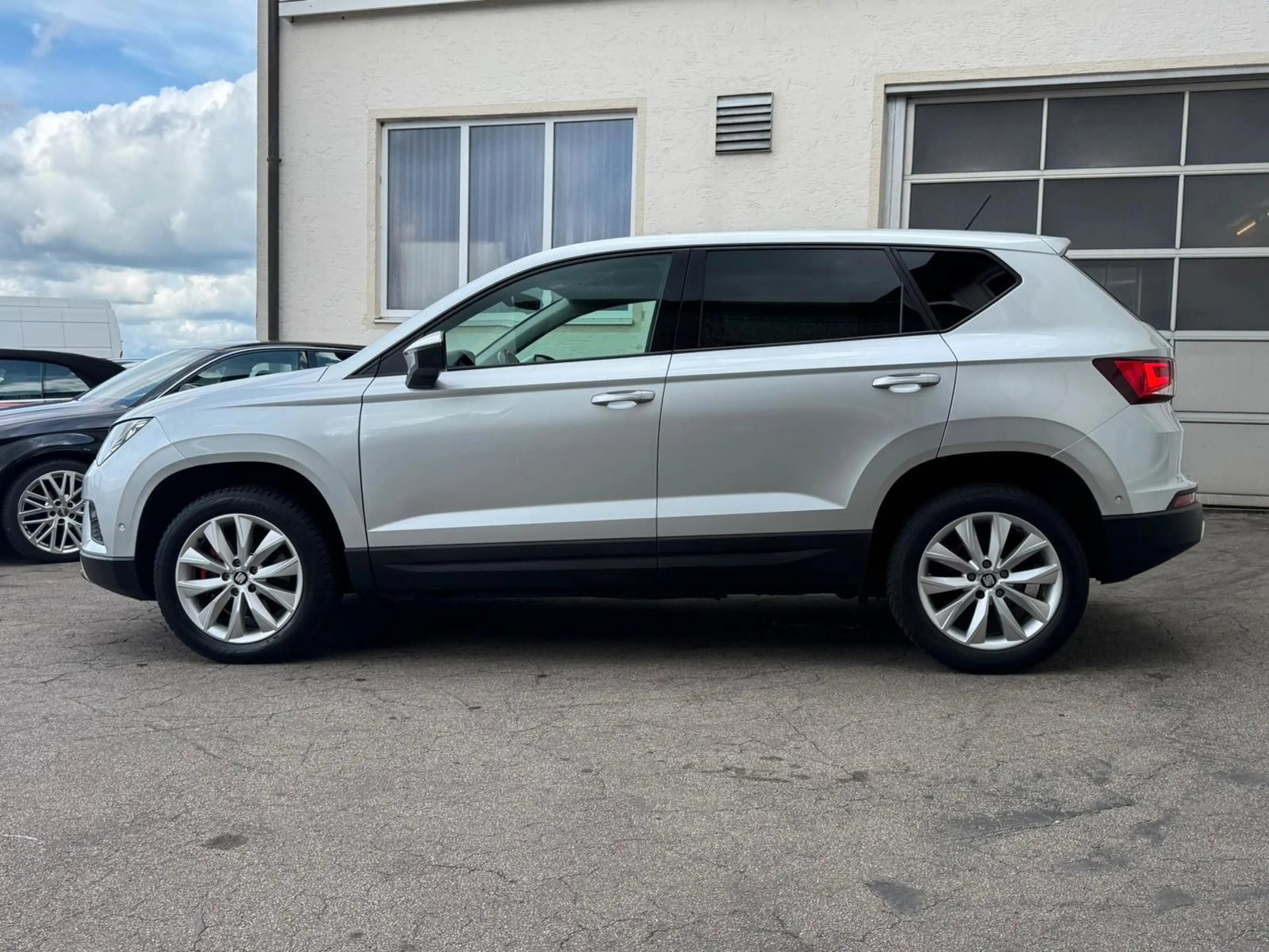 SEAT Ateca Style 1.4TSI DSG KEYLESS NAVI TEMPO LM17" — photo 8
