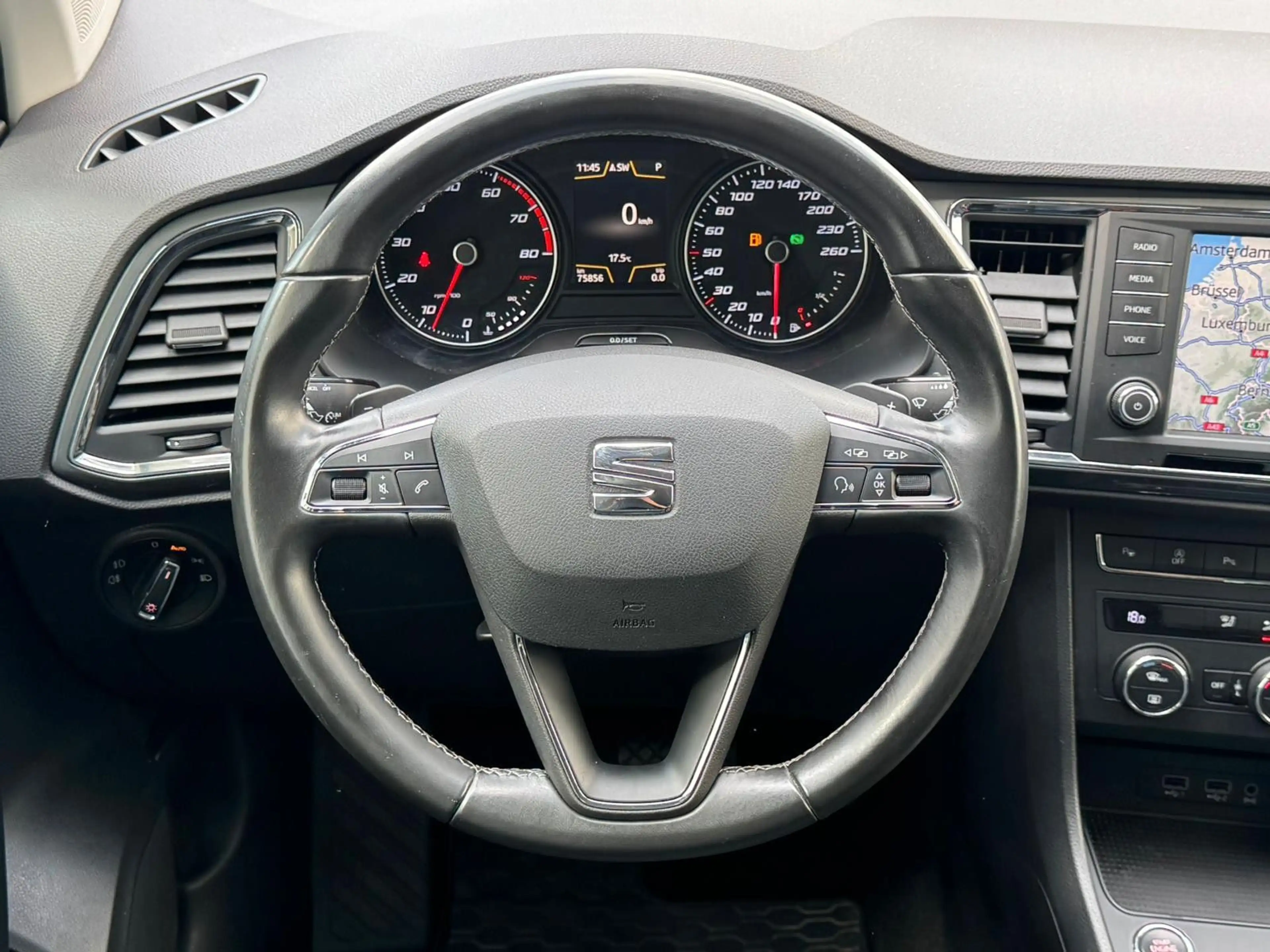 SEAT Ateca Style 1.4TSI DSG KEYLESS NAVI TEMPO LM17" — photo 12