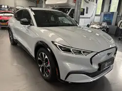 Ford AWD EXtended Range 99 kWh