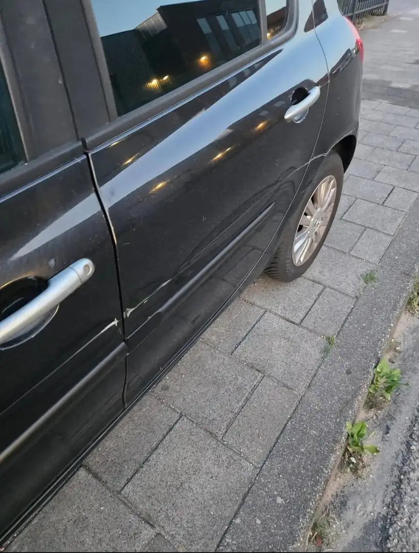 Renault Clio TCe - 5 deurs - APK -- - 2