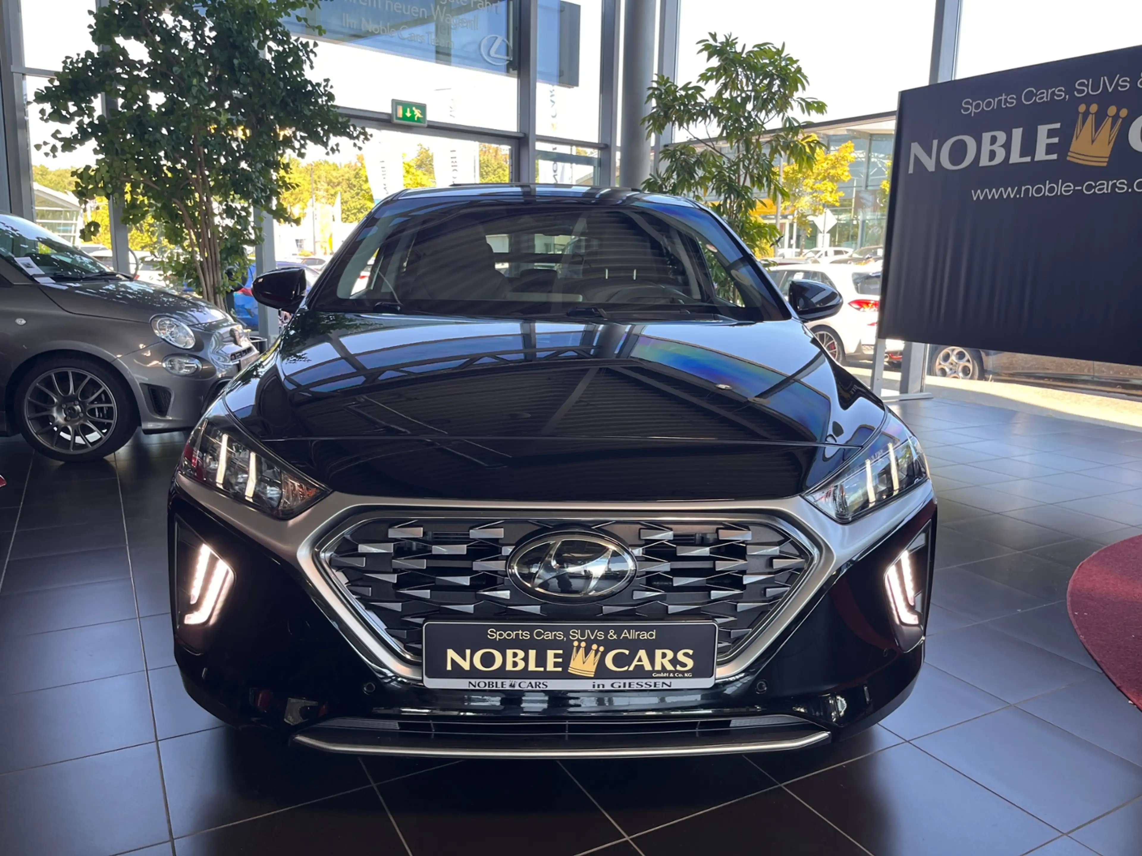 Hyundai IONIQ Prime Hybrid PANO LEDER LED NAV SHZ — photo 2