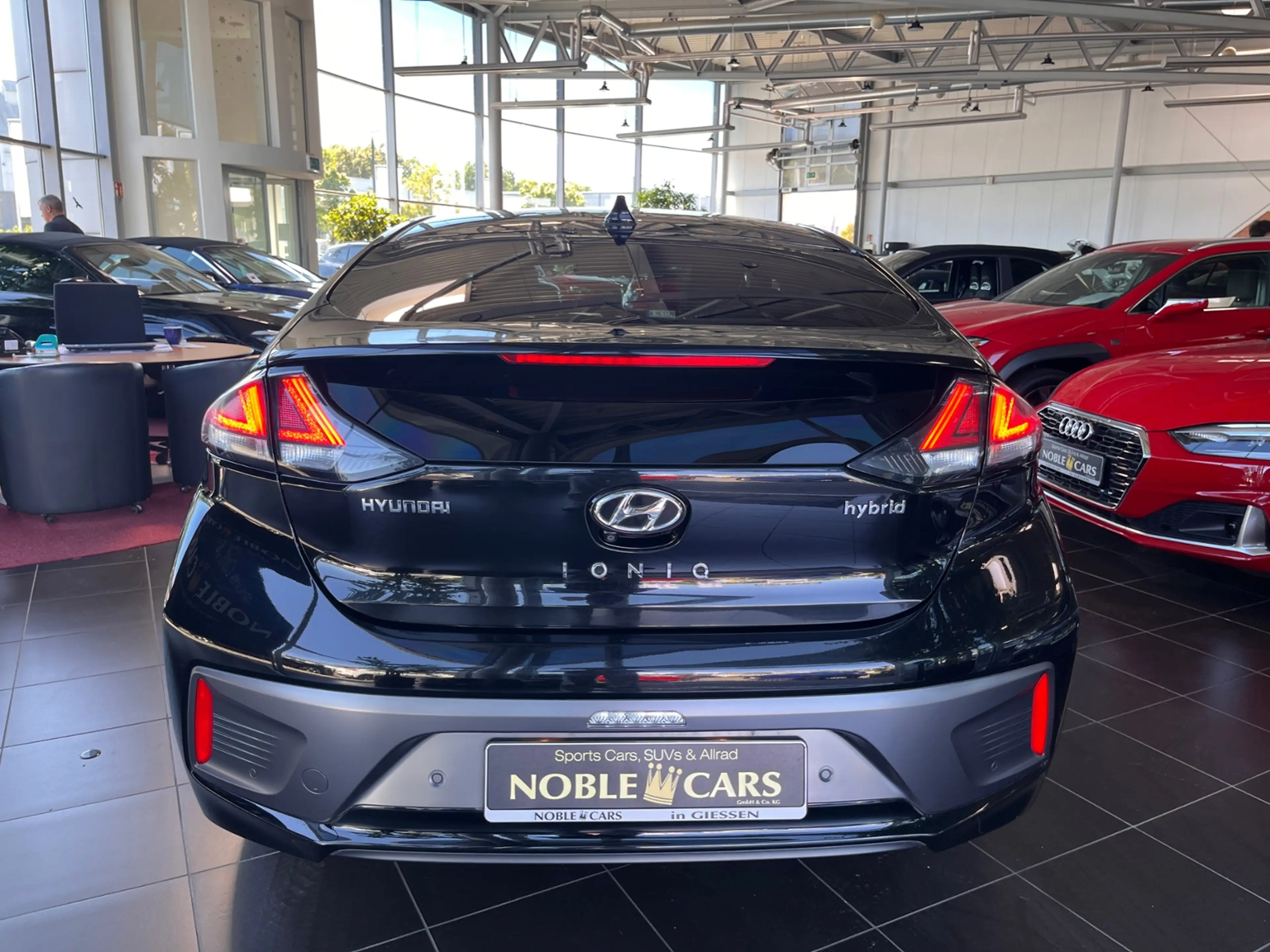 Hyundai IONIQ Prime Hybrid PANO LEDER LED NAV SHZ — photo 6