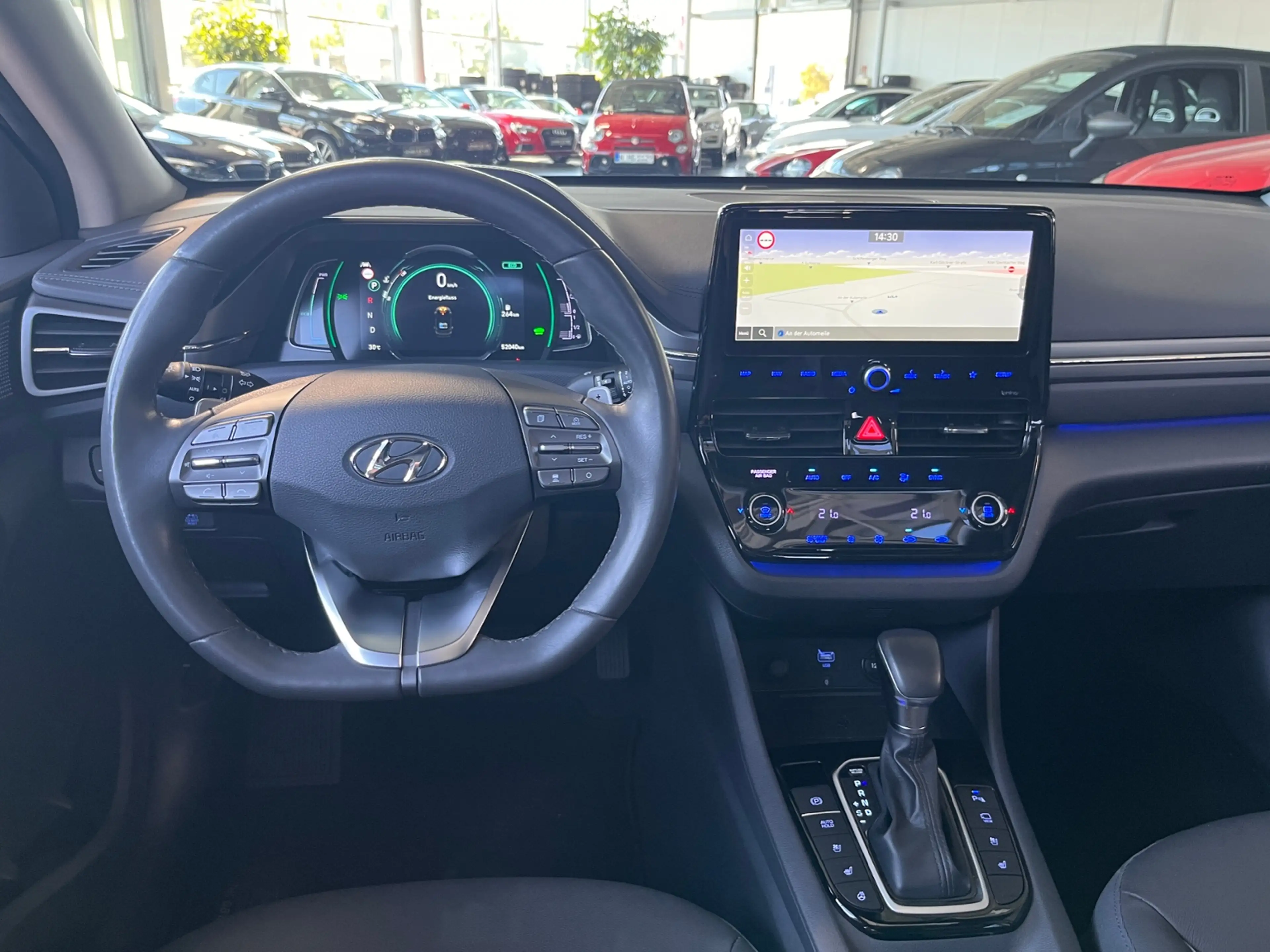 Hyundai IONIQ Prime Hybrid PANO LEDER LED NAV SHZ — photo 14