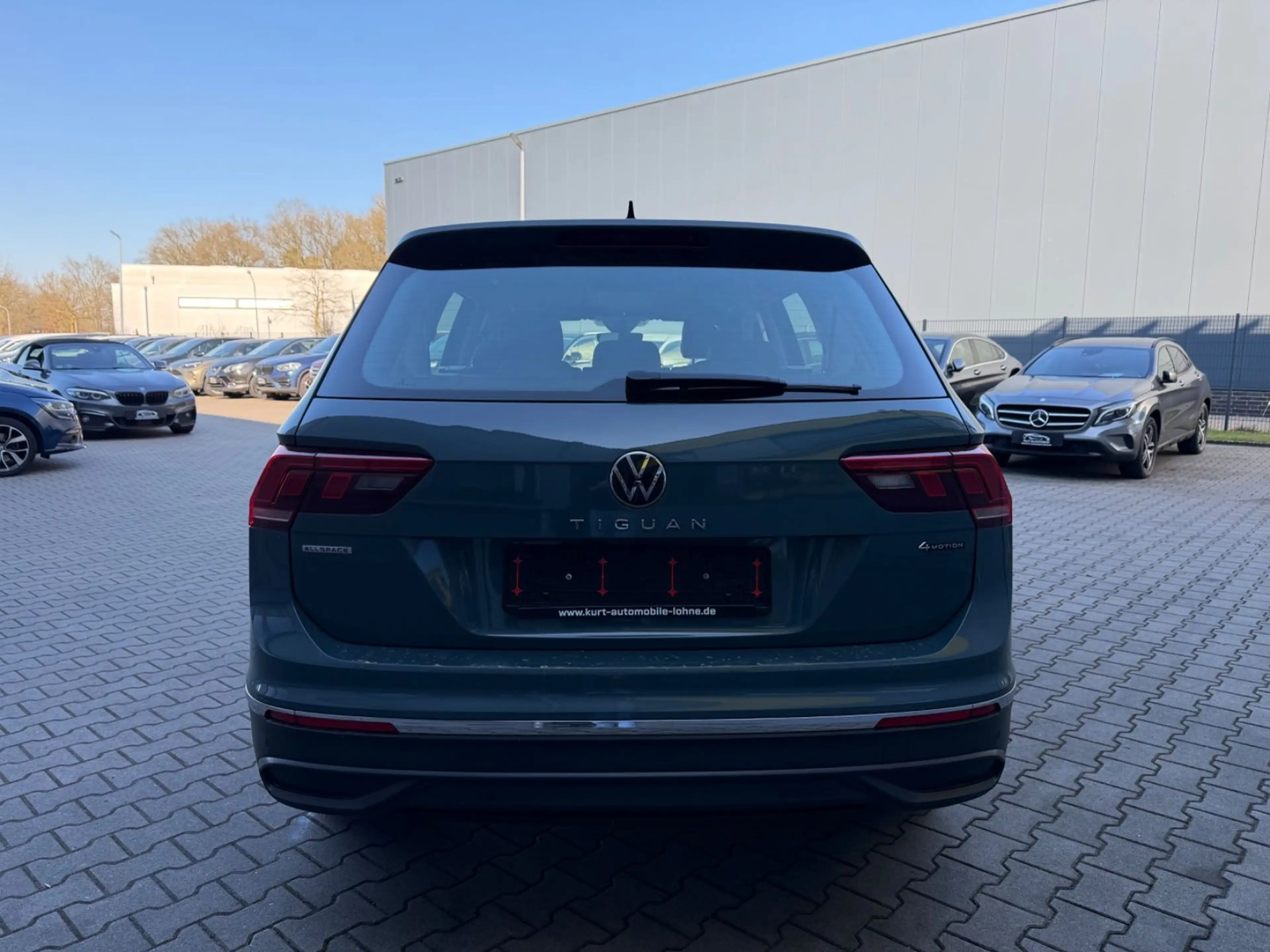 Volkswagen Tiguan Allspace Life/ALLRAD/7 SITZER/LED/AHK/DAB — photo 5
