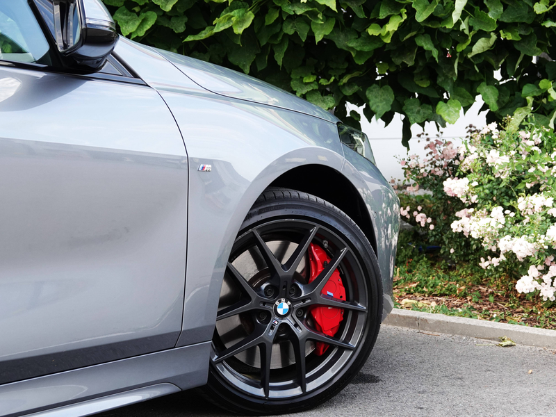 BMW 118 PACK M / CAMERA / SIEGES CHAUFFANTS / LUMIERE AMBIANCE / GARANTIE !! — photo 11