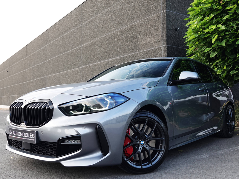 BMW 118 PACK M / CAMERA / SIEGES CHAUFFANTS / LUMIERE AMBIANCE / GARANTIE !! — photo 3