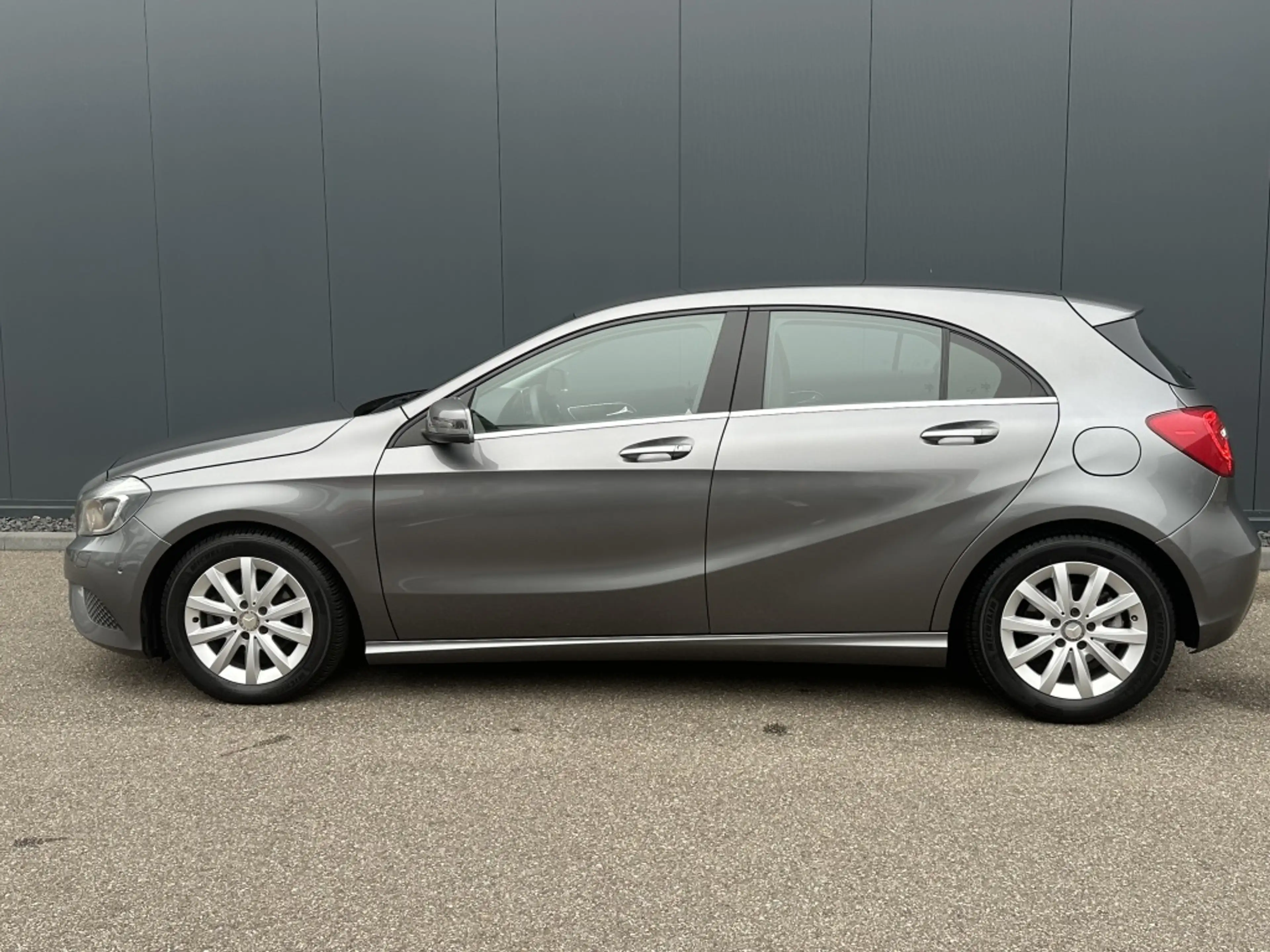 Mercedes-Benz A 180 123pk/ Climate Control / Navi / Parkeersensoren — photo 10