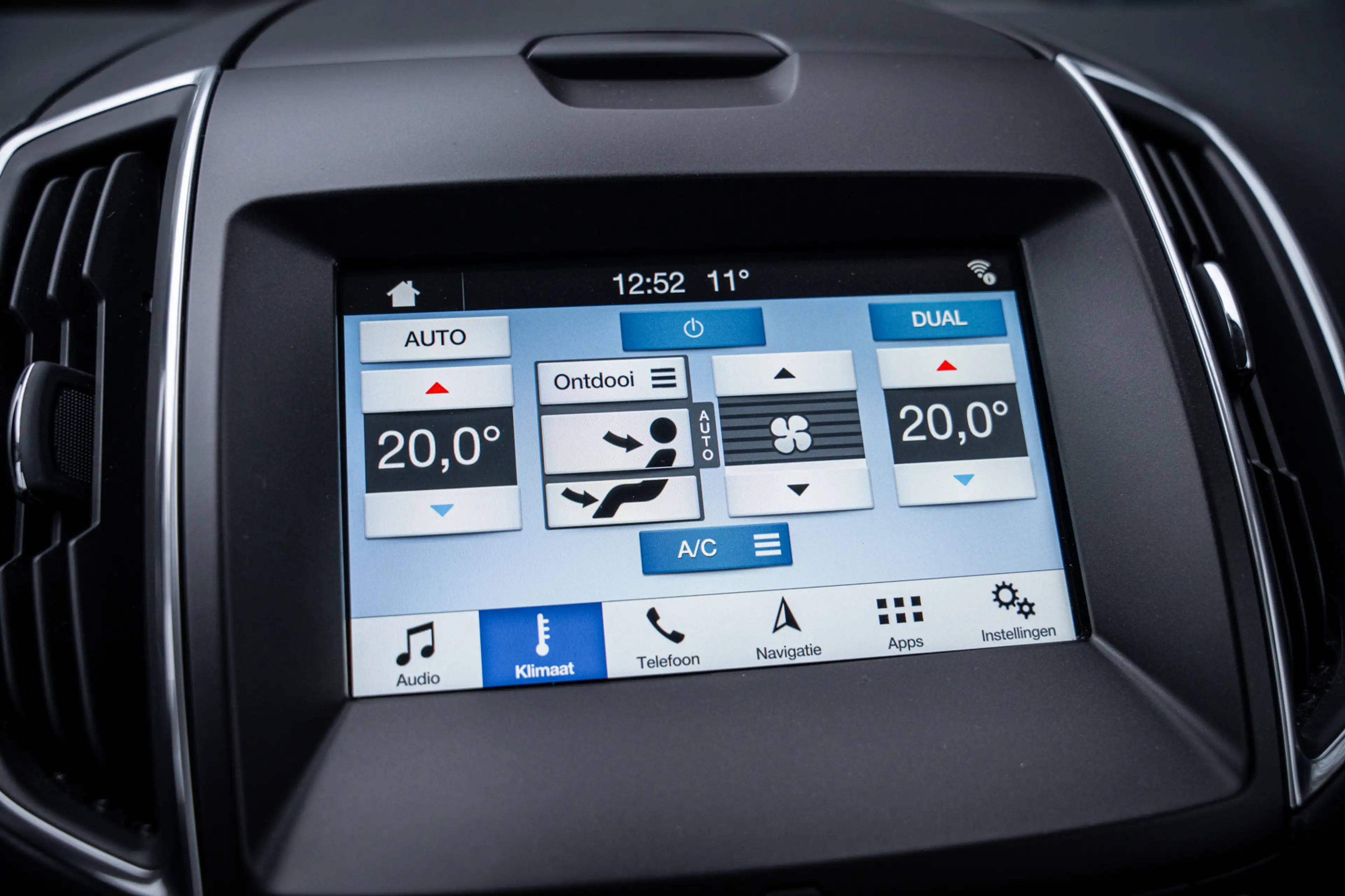 Ford Galaxy 1.5 Titanium|7 Pers|Trekhaak|Navi|Climate|Stoelver — photo 22