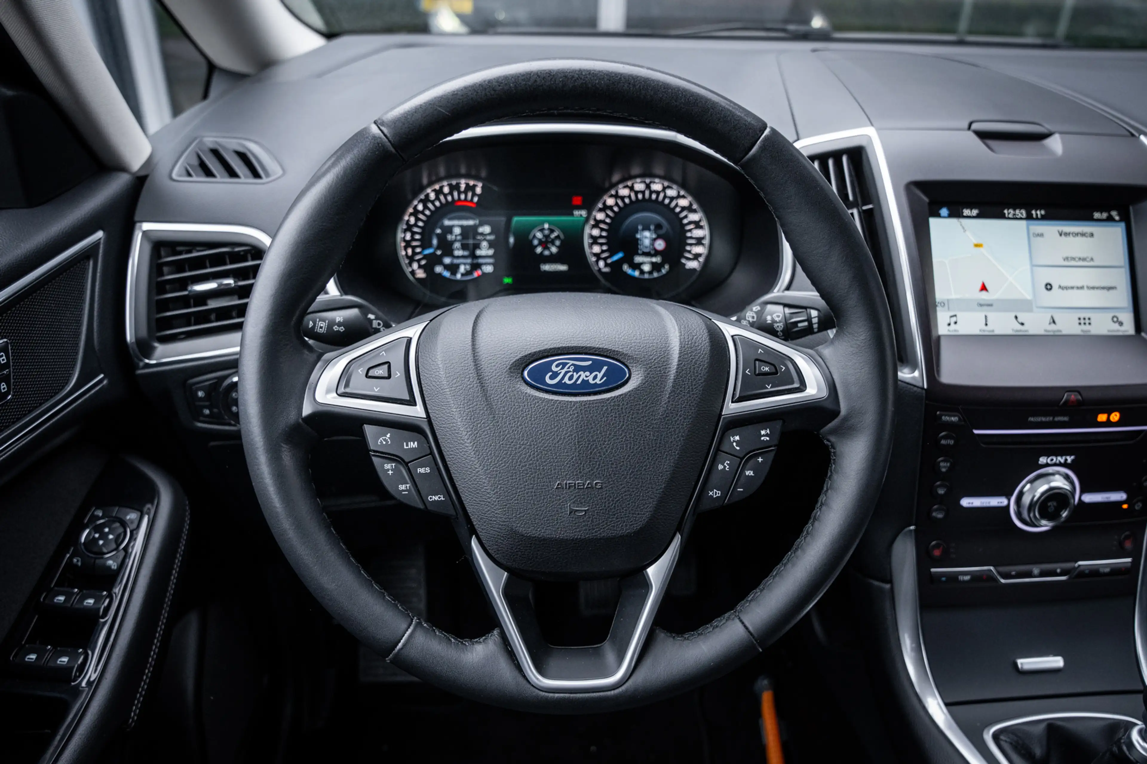 Ford Galaxy 1.5 Titanium|7 Pers|Trekhaak|Navi|Climate|Stoelver — photo 17