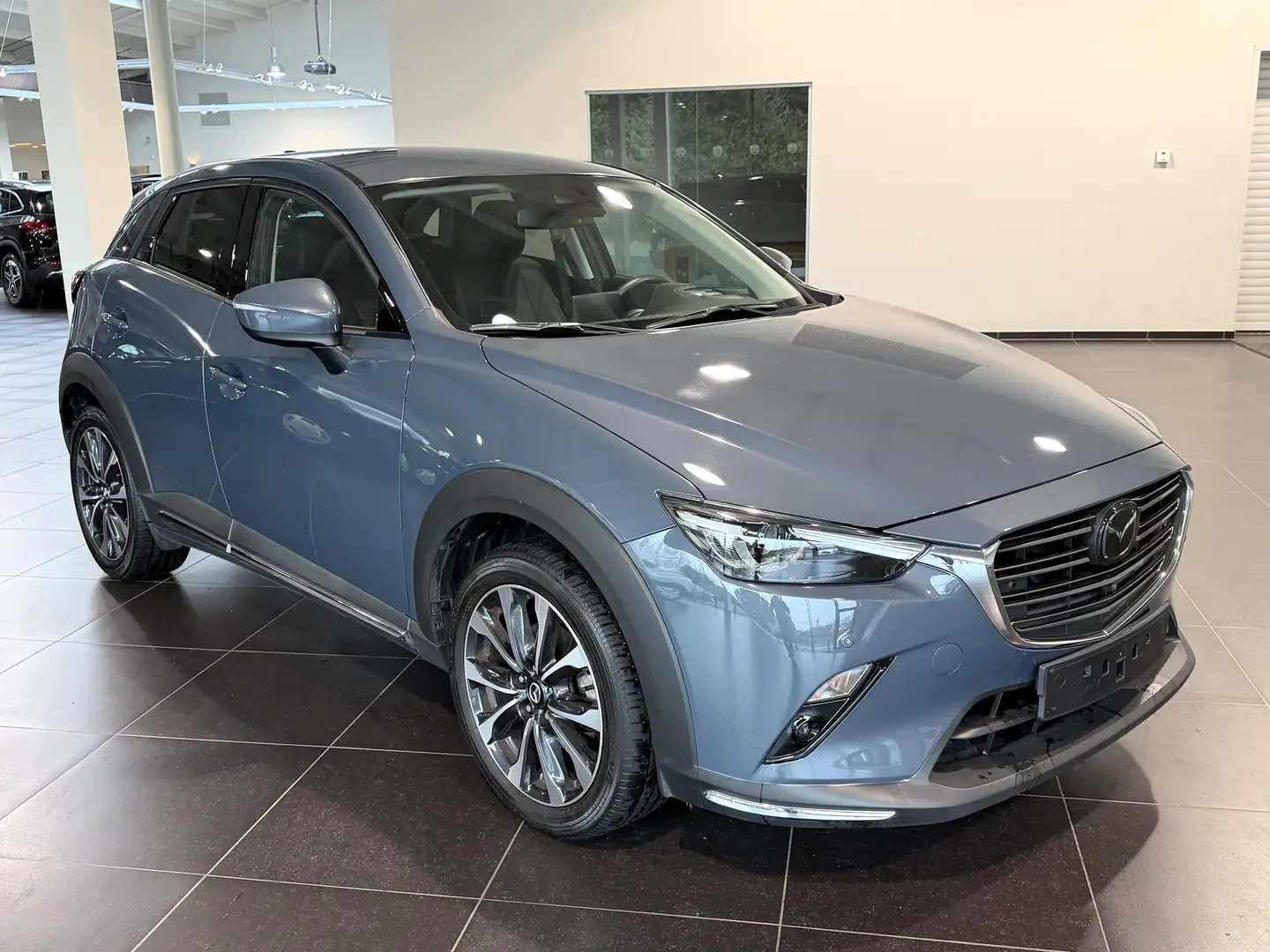 Mazda CX-3 2.0i SKYACTIV-G HUD, Led, Trekhaak Gris - 2