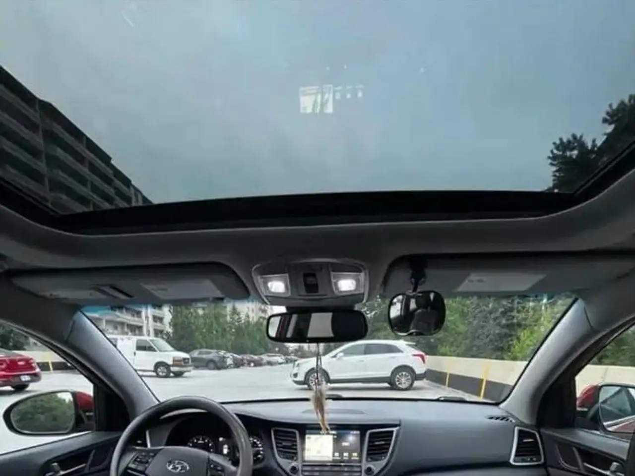 Hyundai TUCSON снимка Hyundai TUCSON