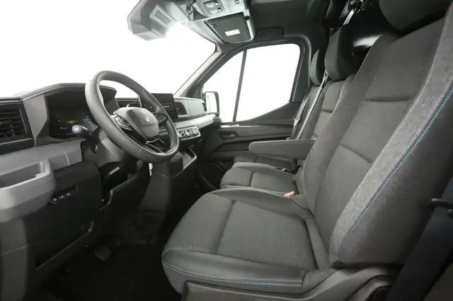 Renault Master view 25