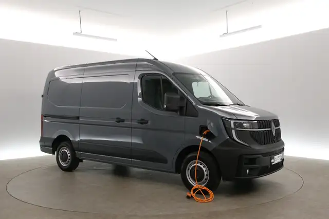 Renault Master view 6