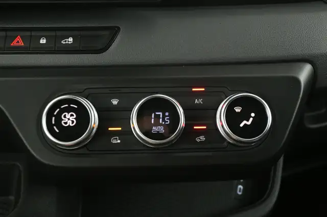Renault Master view 19