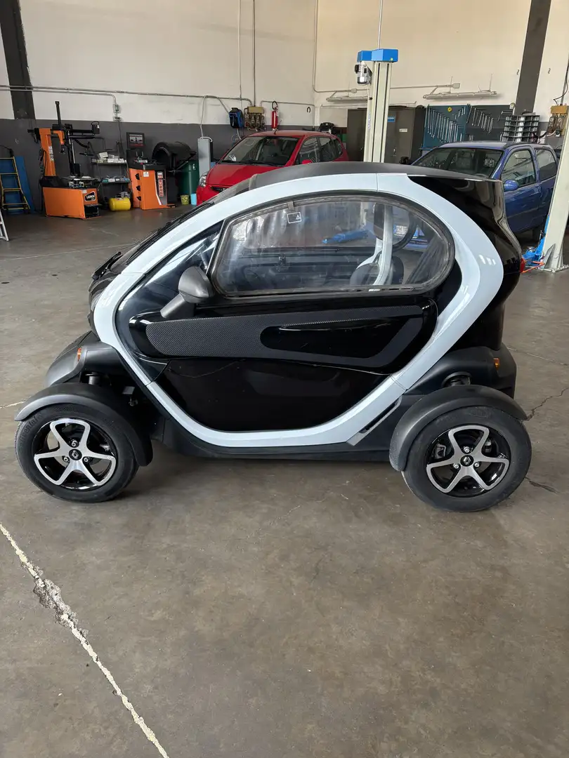 Renault Twizy Schwarz - 1