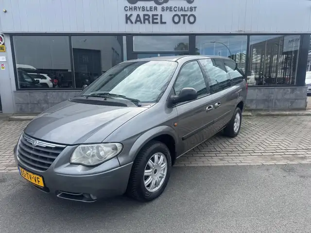 Chrysler Grand Voyager 3.3i SE LUXE