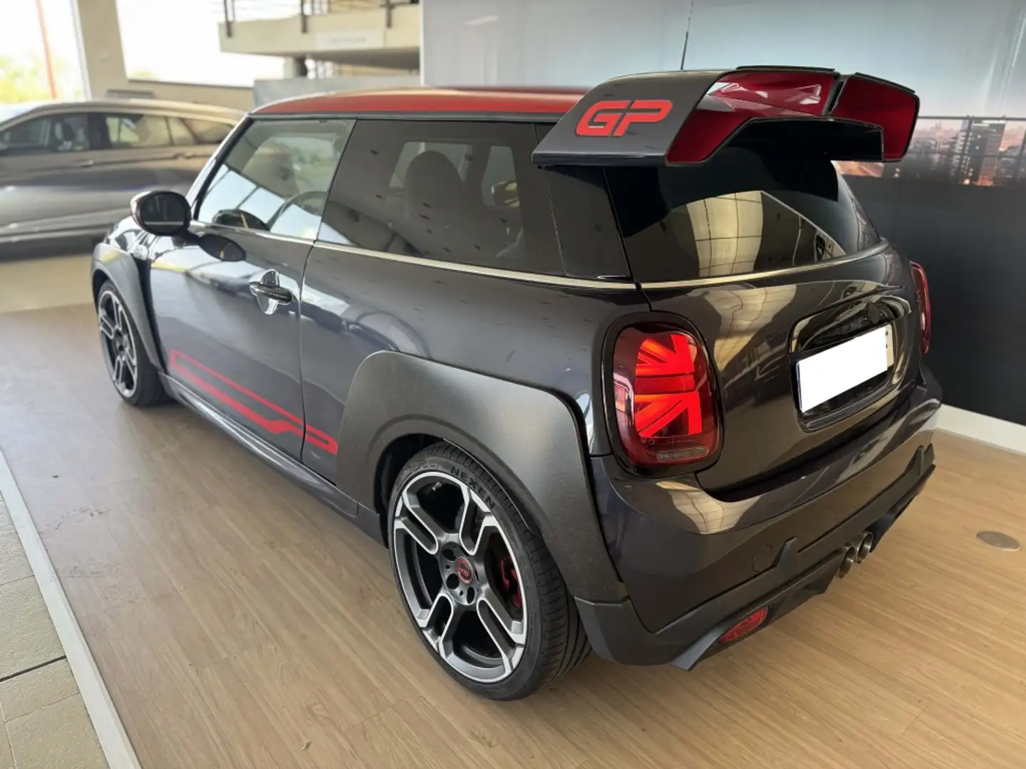 MINI John Cooper Works GP Aut. Gris - 2