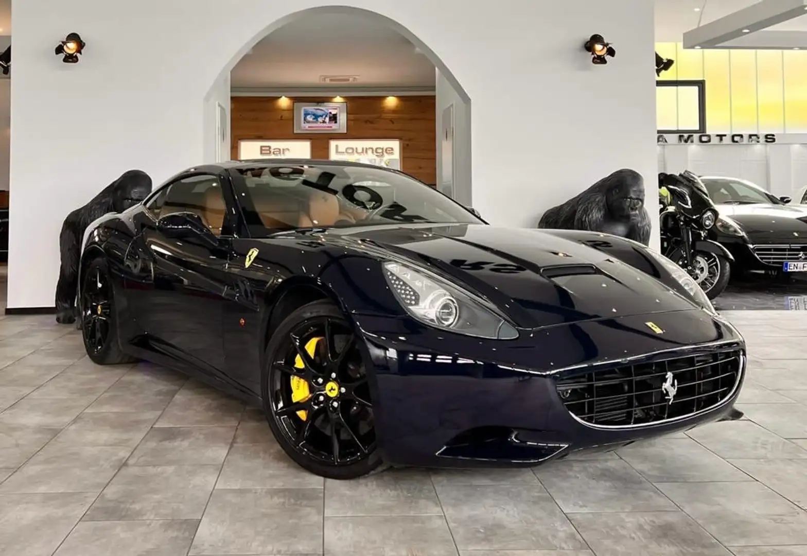 Ferrari California 4.3 dct Синій - 2