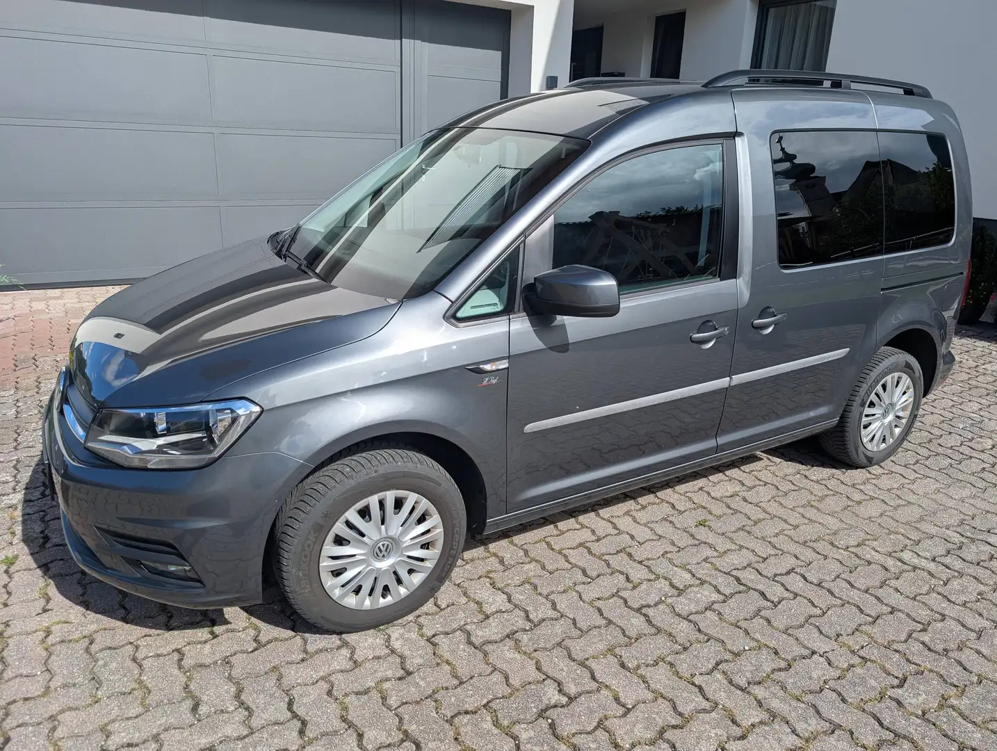 Volkswagen Caddy Caddy Trendline TDI Grau - 1