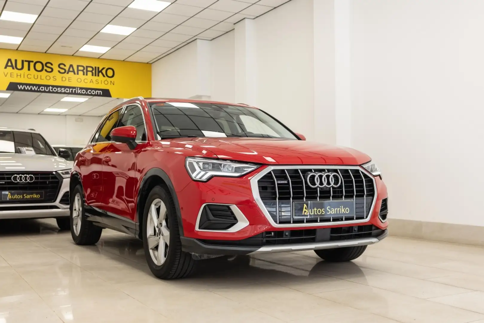 Audi Q3 45 TFSI Advanced quattro 180kW S tronic Rojo - 2