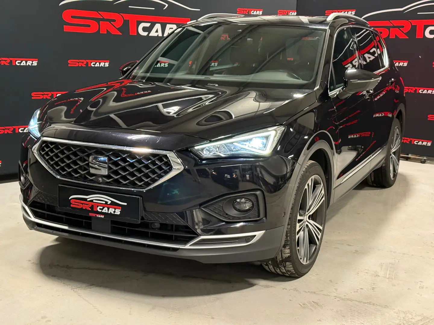 SEAT Tarraco Xcellence 4Drive Aut.*7 Sitzer*Pano*Kamera*AHK*ACC Schwarz - 2