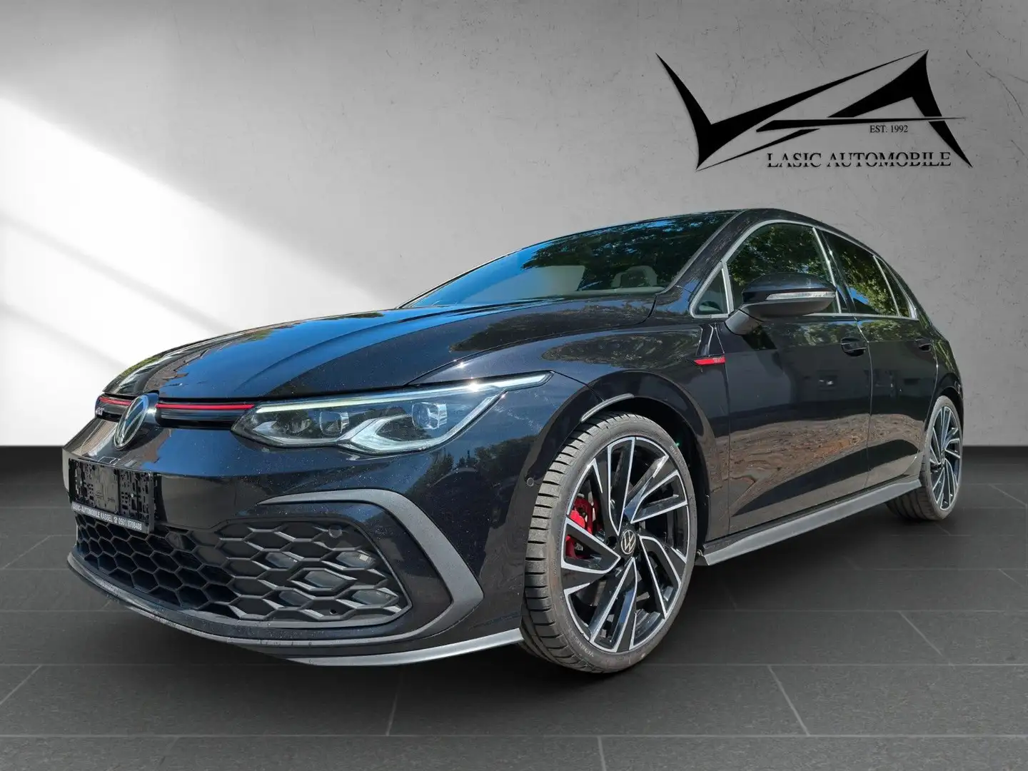Volkswagen Golf VIII Lim. GTI 2.0 DSG Pano/Leder/Keyl./DCC Schwarz - 1