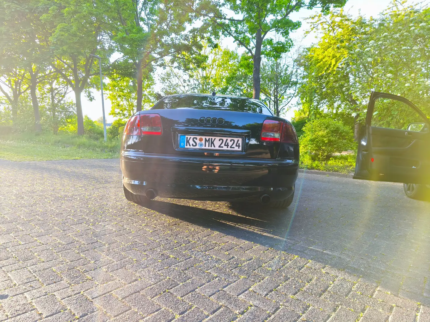 Audi A8 A8 4.2 quattro Schwarz - 2