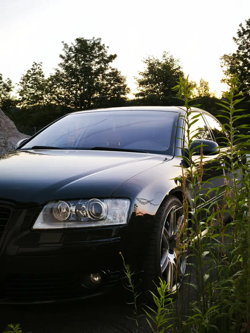 Audi A8 A8 4.2 quattro Schwarz - 1
