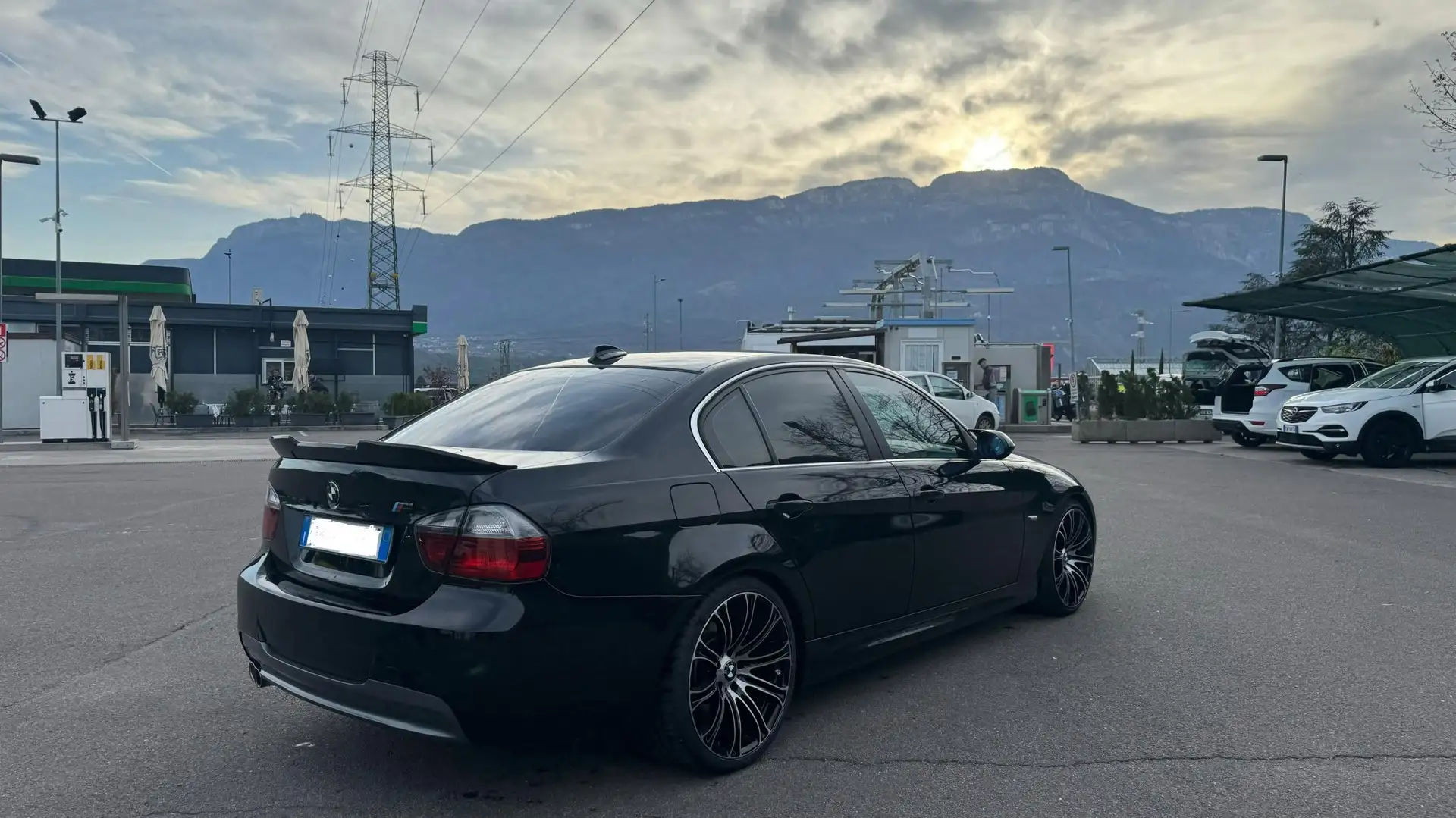 BMW 330 330d Msport Noir - 2