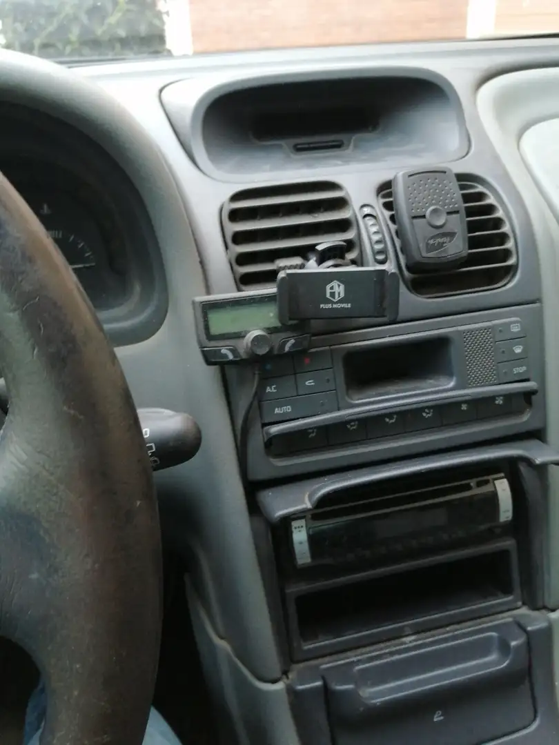 Renault Laguna Break 1.8 RT Gris - 2