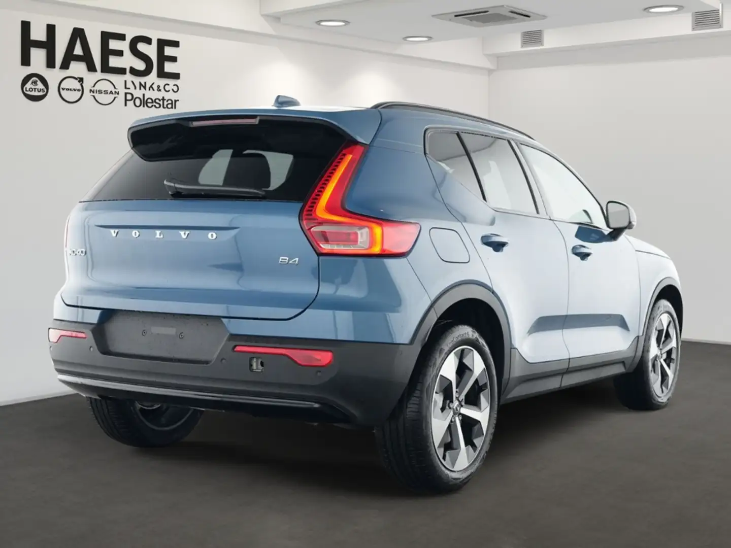 Volvo XC40 B4 Ultra Dark 2WD Pixel-LED 360 Kamera Panoramadac Blau - 2