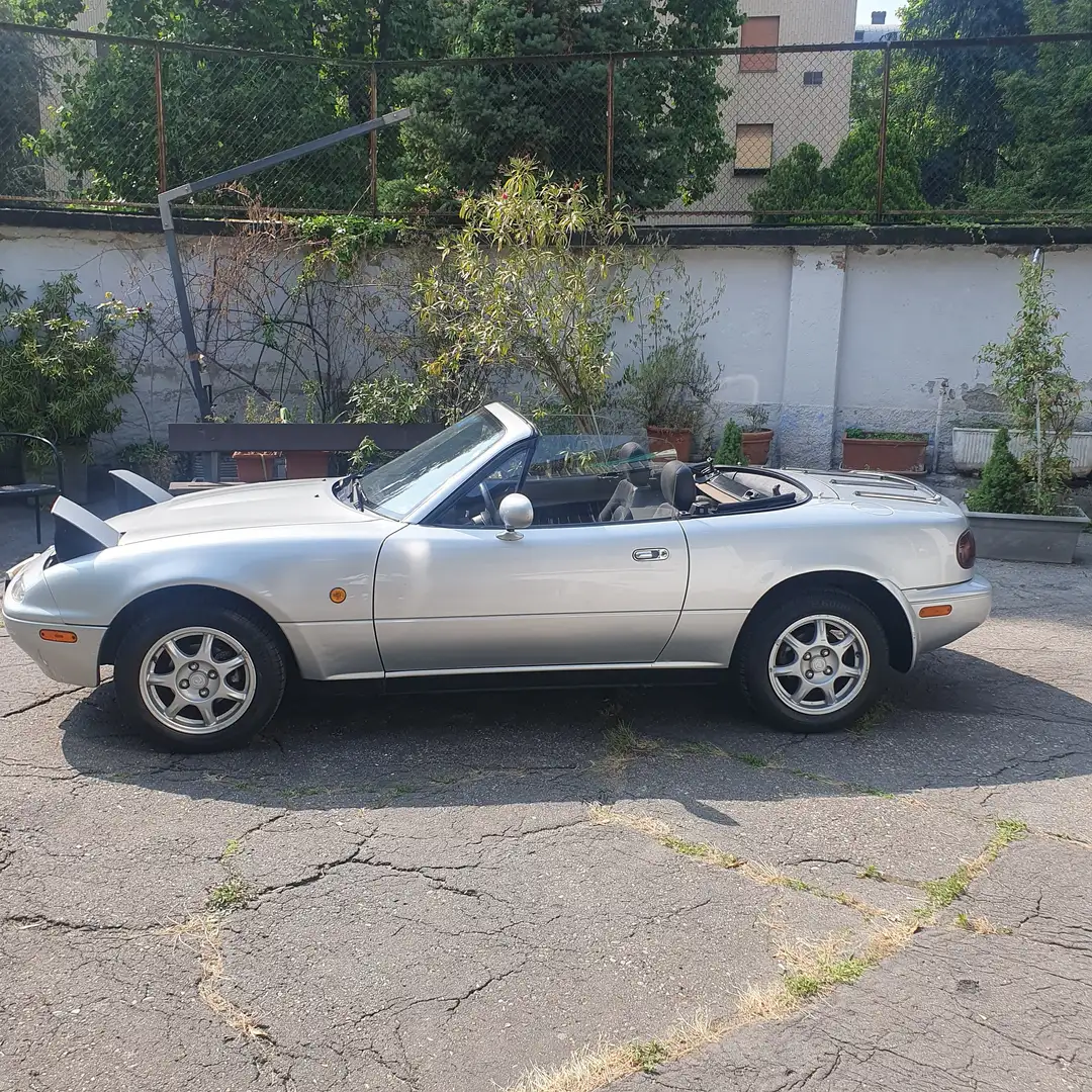 Mazda MX-5 MX-5 1.6i 16v Argento - 1