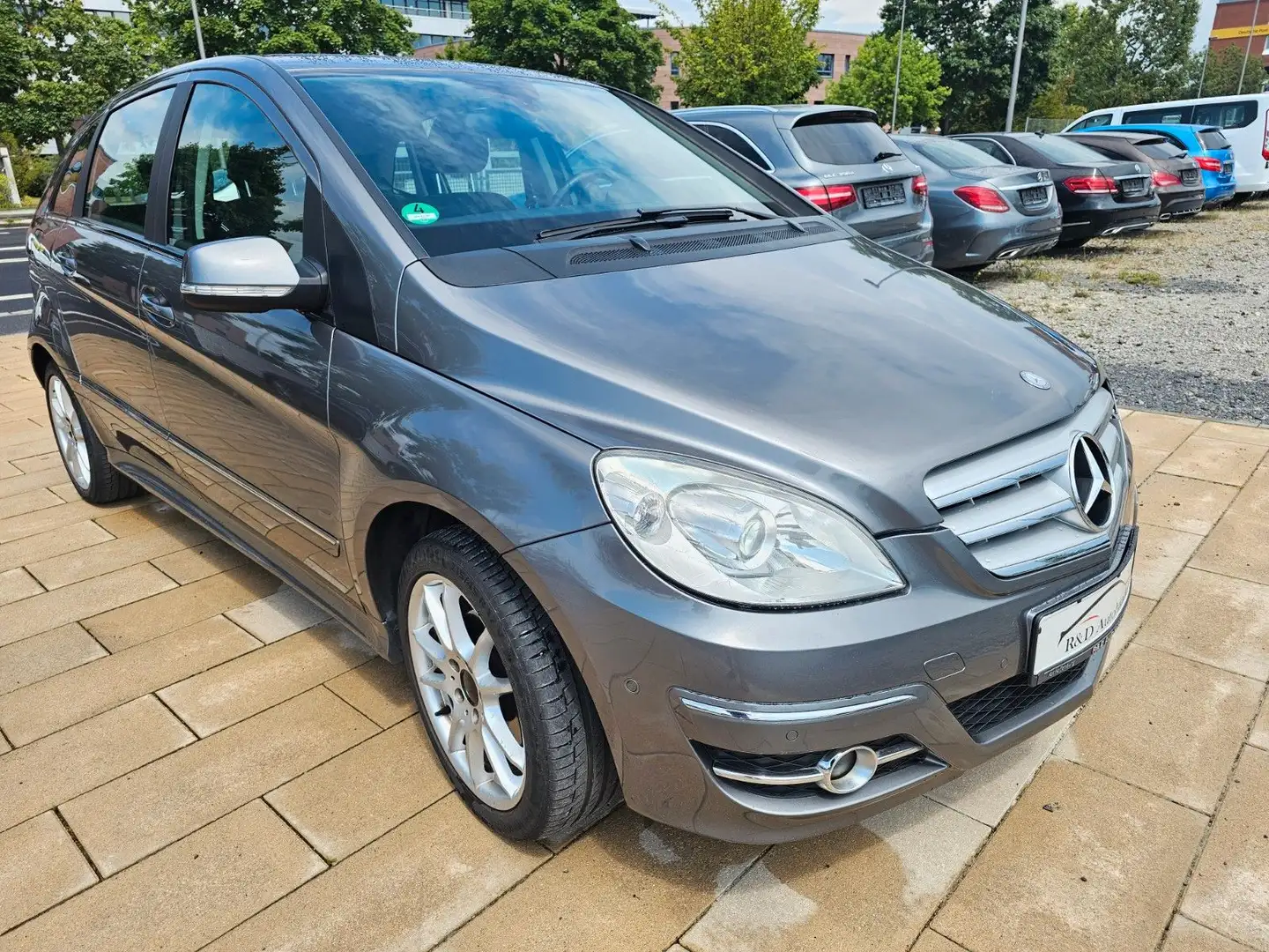 Mercedes-Benz B 200 B -Klasse B 200 Navi Klima SZH Gris - 2