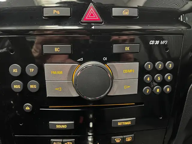 Opel Zafira view 18