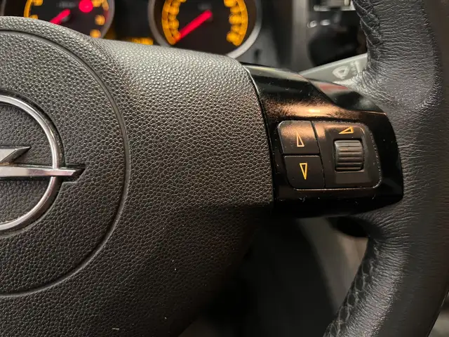 Opel Zafira view 14