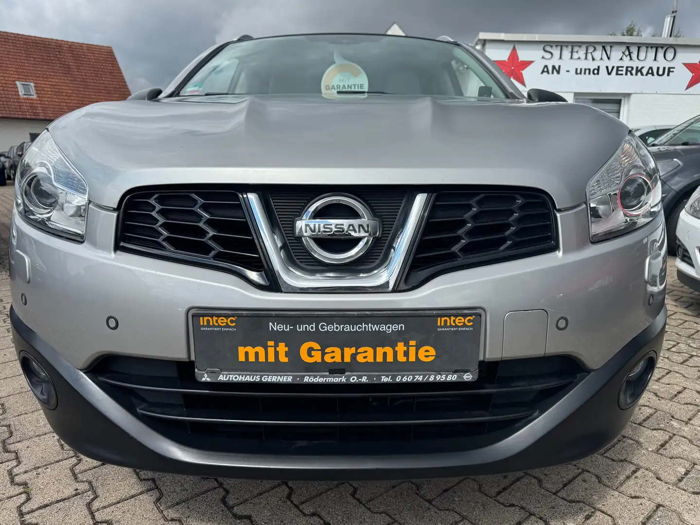 Nissan Qashqai Tekna*PDC*Bose*1.Hand*Pano*Xenon Grau - 2