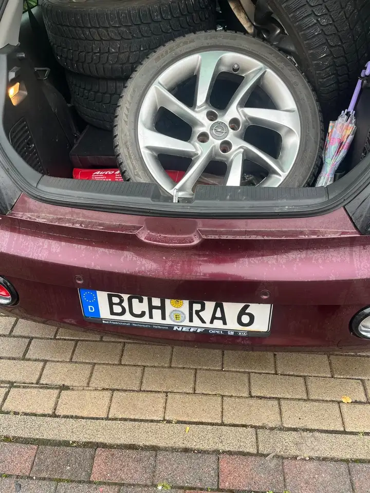 Opel Adam