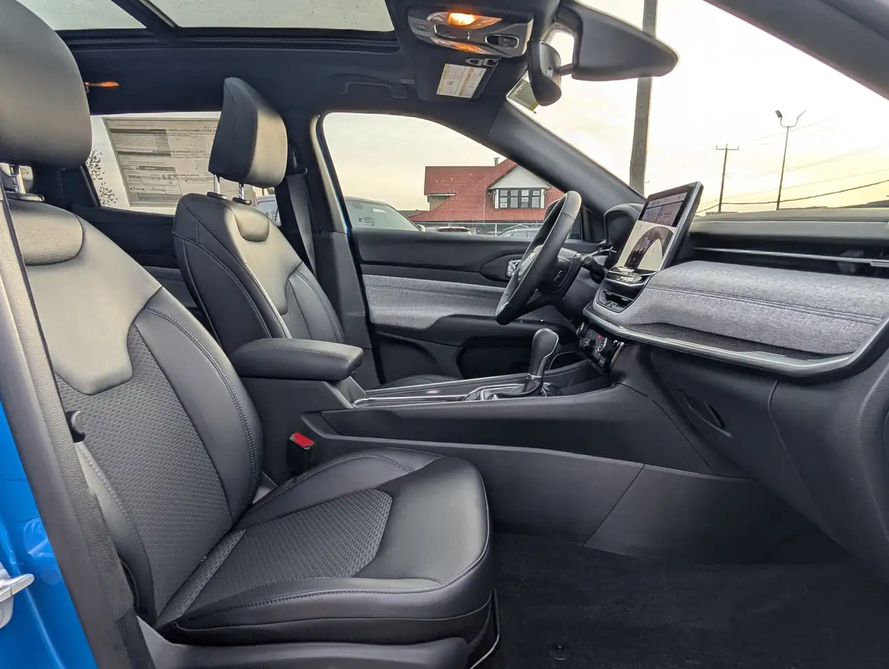 Jeep Compass photo Jeep Compass