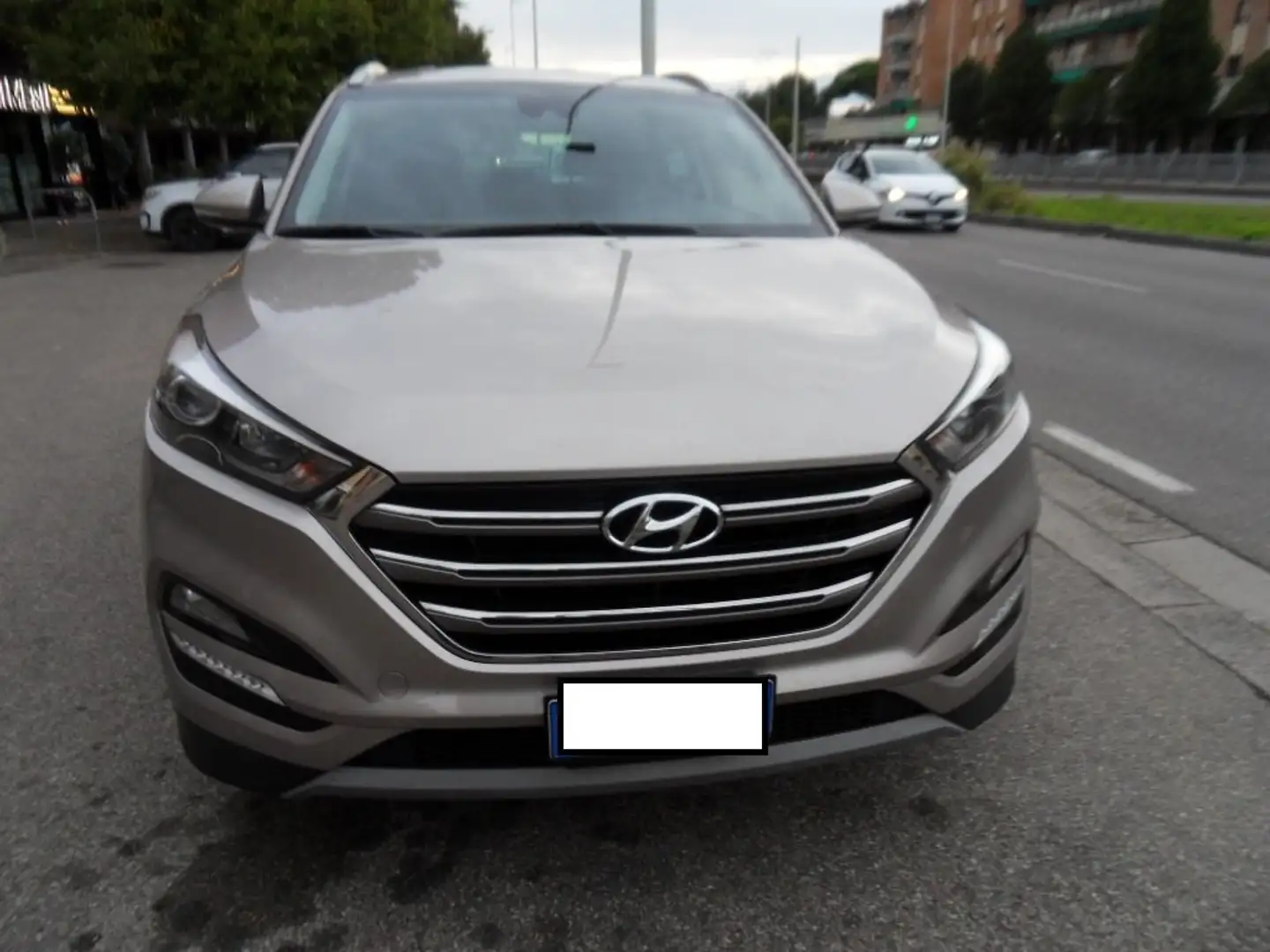 Hyundai TUCSON Tucson II 2015 1.7 crdi Xpossible 2wd 115cv Grigio - 1