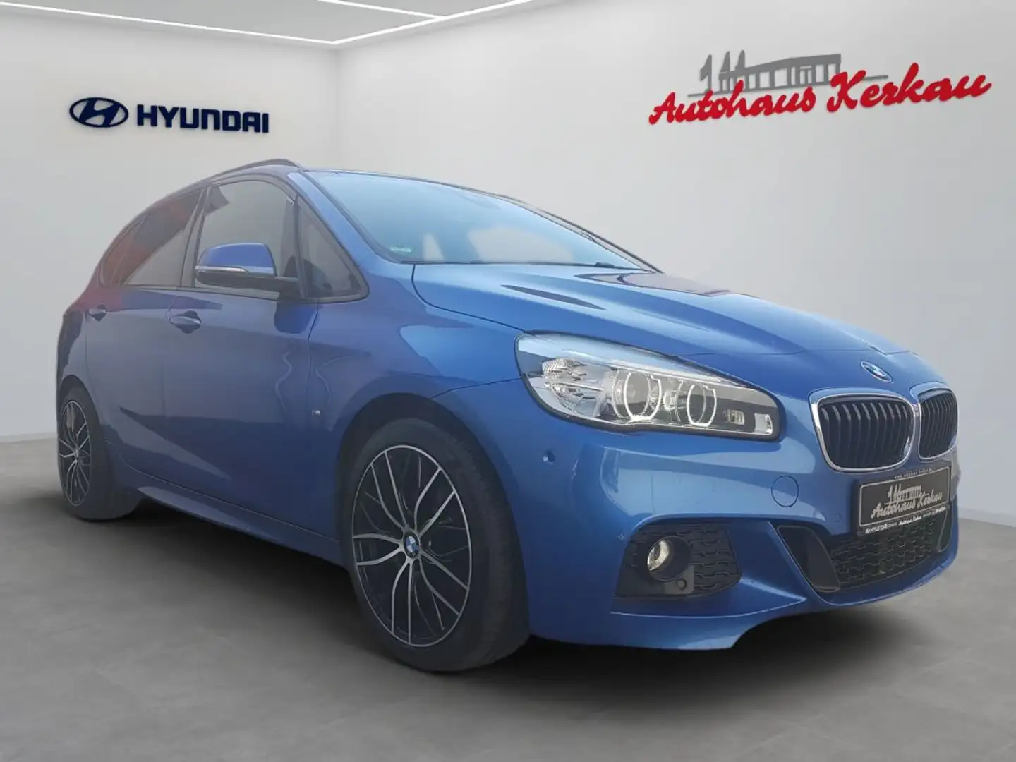 BMW 220 220i Active Tourer Aut. M Sport+Achtung+Ölverbracu Blau - 2