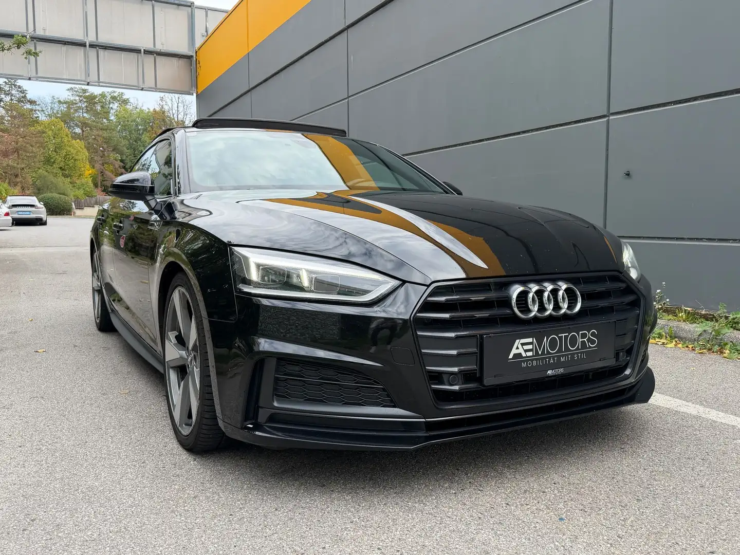 Audi A5 // S-line // PANO // KREDIT-GARANTIE // Schwarz - 1