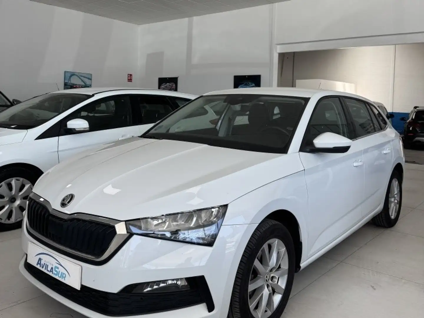 Skoda Scala 1.0 TSI Active 81kW Blanco - 1