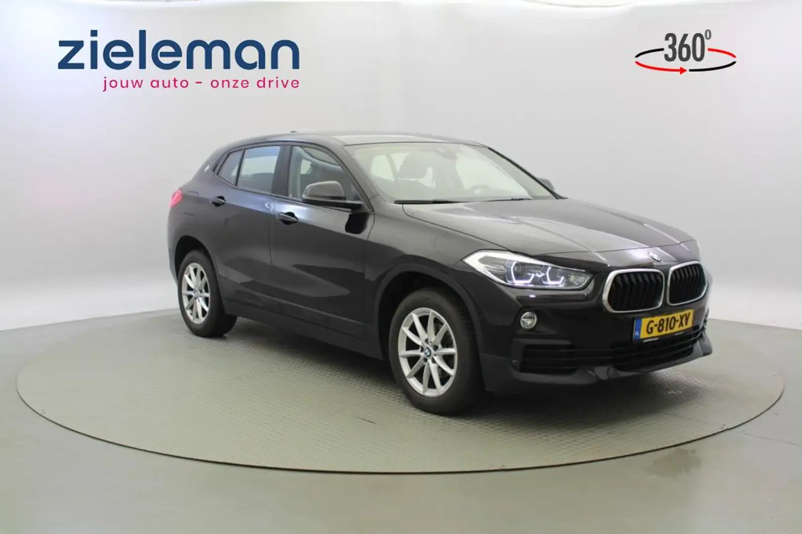 BMW X2 sDrive18d Executive Edition - Camera, Navi, Xenon Fekete - 1