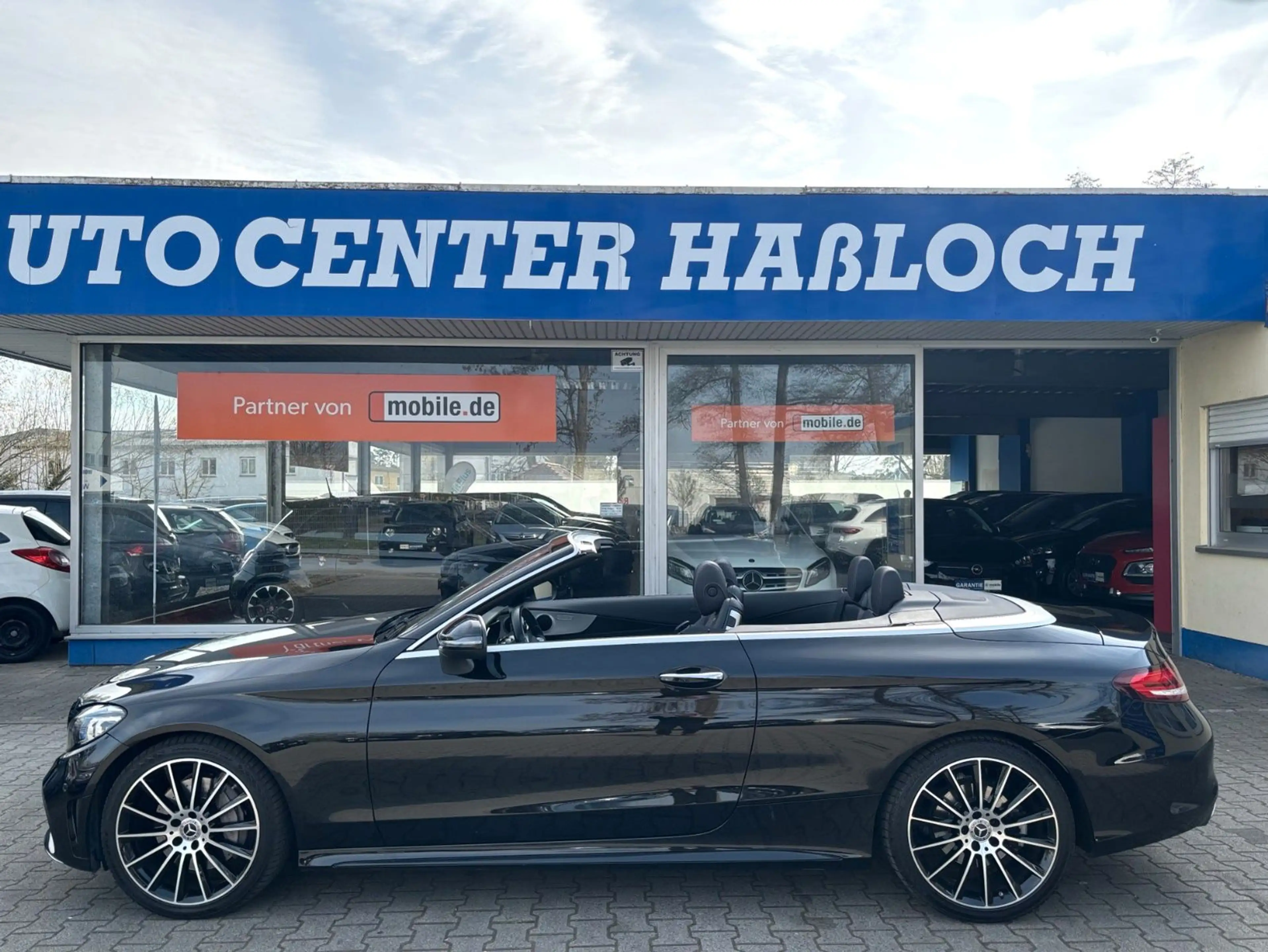 Mercedes-Benz C 300 d Cabrio*AMG-LINE*CARBON*HIGH-END*ACC*19" — photo 3