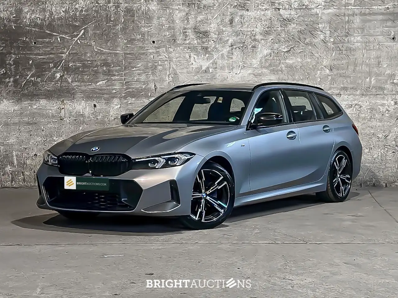 BMW 320