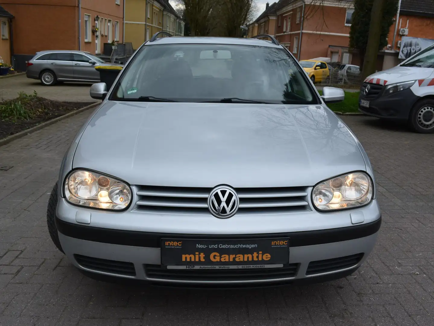 Volkswagen Golf Trendline*TÜV NEU*GARANTIE*AHK Grau - 2