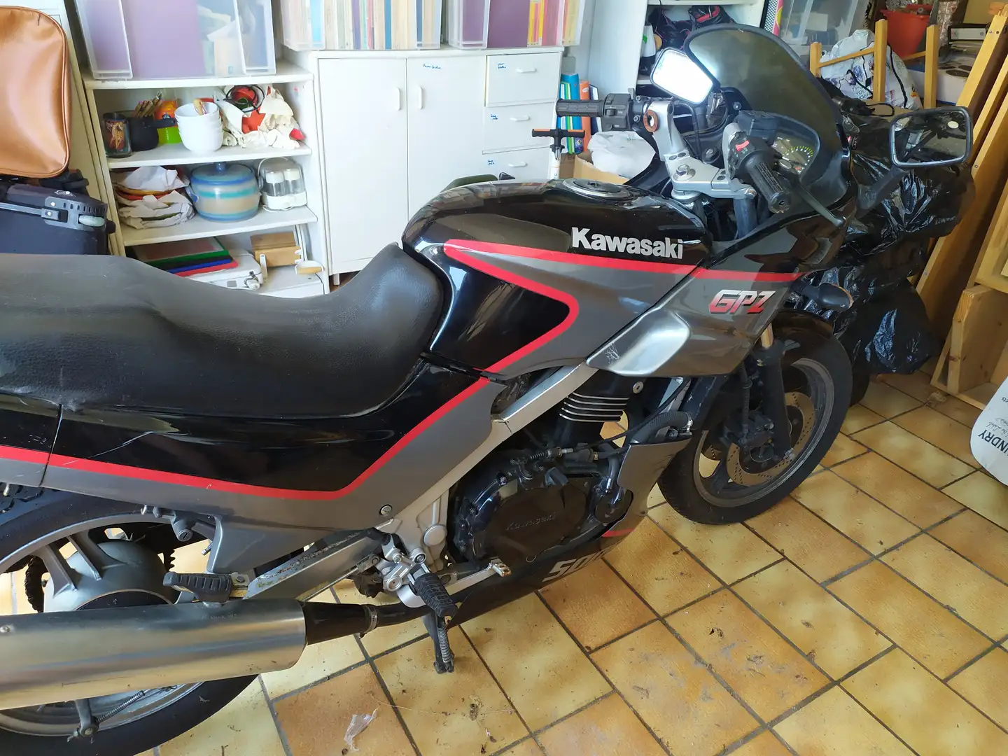 Kawasaki GPZ 500 S Black - 2